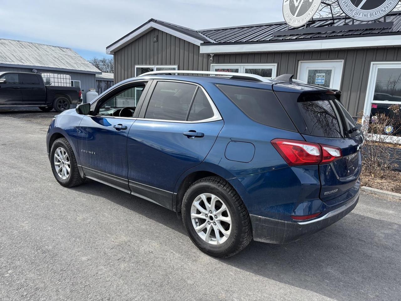2021 Chevrolet Equinox LT w/1LT All-Wheel Drive Photo2