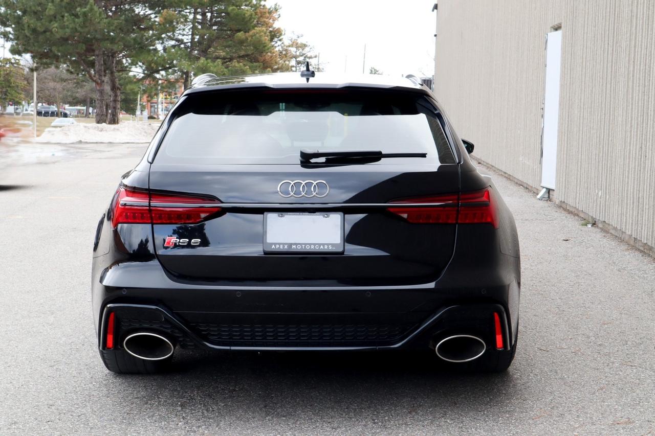 2021 Audi RS 6 Avant  Photo