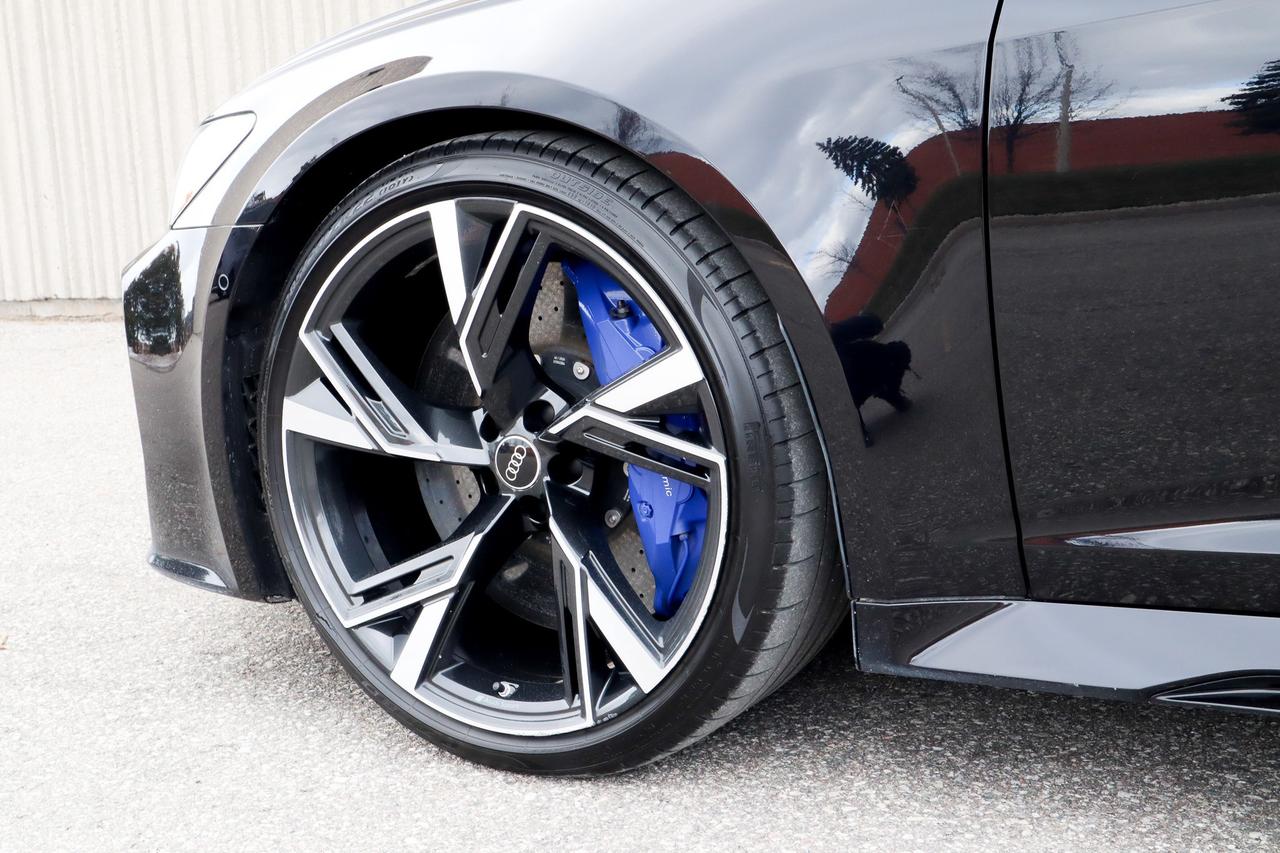 2021 Audi RS 6 Avant  Photo