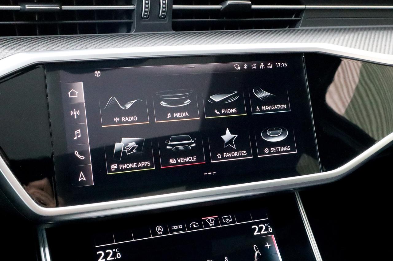 2021 Audi RS 6 Avant  Photo