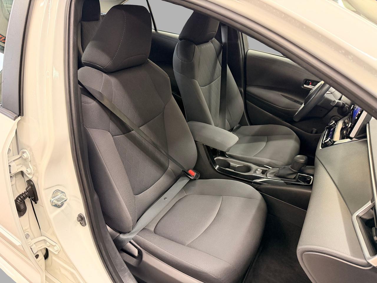 2020 Toyota Corolla LE+BSM+Adaptive Cruise+Heated Seats+Clean Carfax Photo