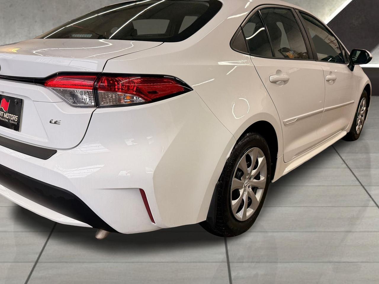 2020 Toyota Corolla LE+BSM+Adaptive Cruise+Heated Seats+Clean Carfax Photo40