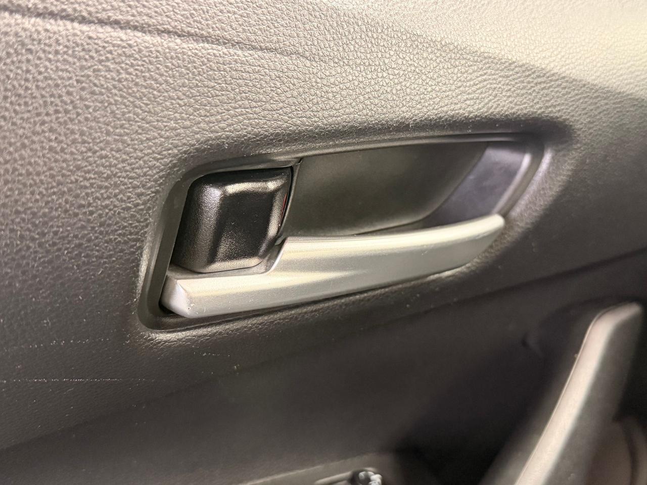 2020 Toyota Corolla LE+BSM+Adaptive Cruise+Heated Seats+Clean Carfax Photo