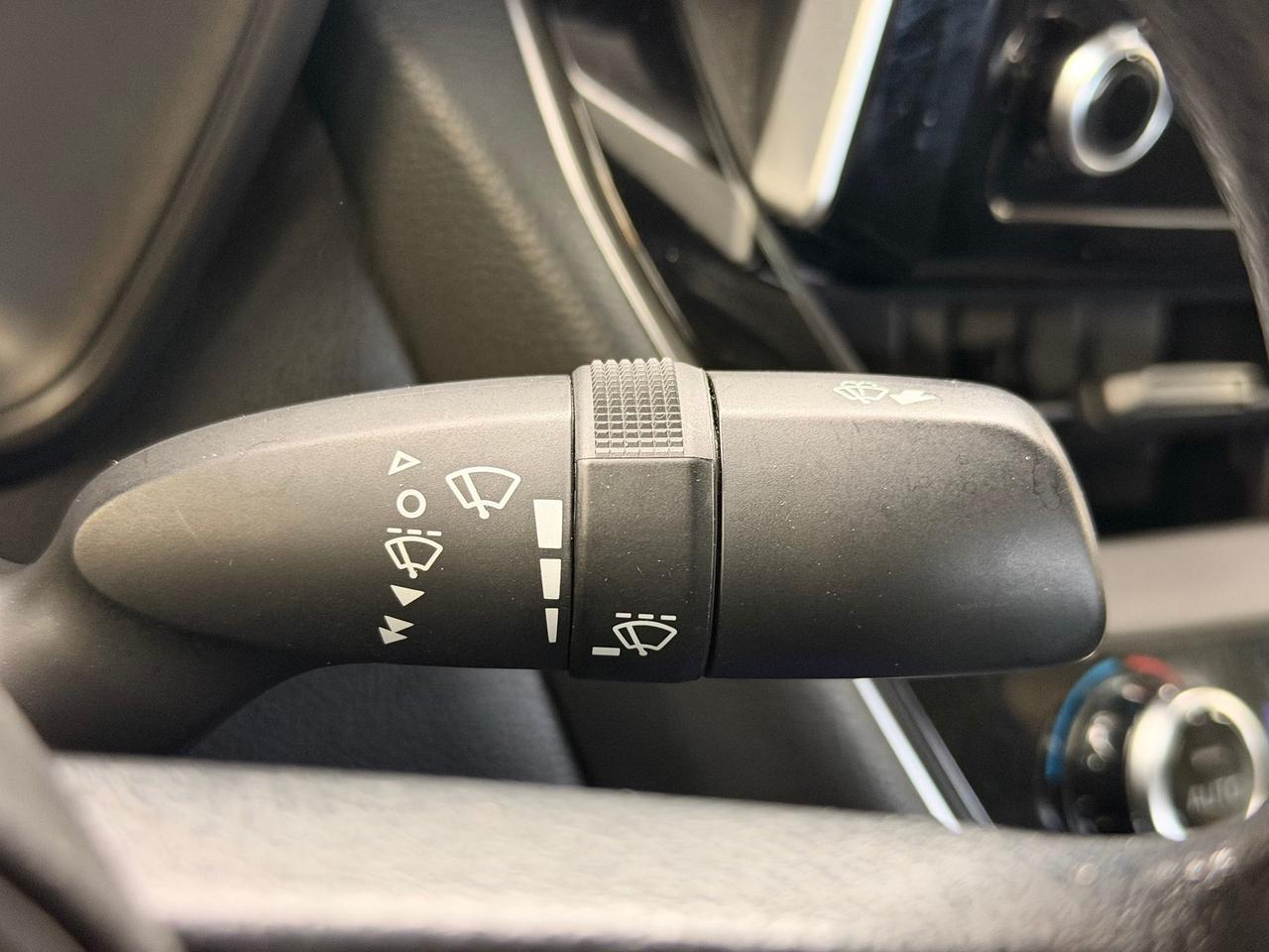 2020 Toyota Corolla LE+BSM+Adaptive Cruise+Heated Seats+Clean Carfax Photo