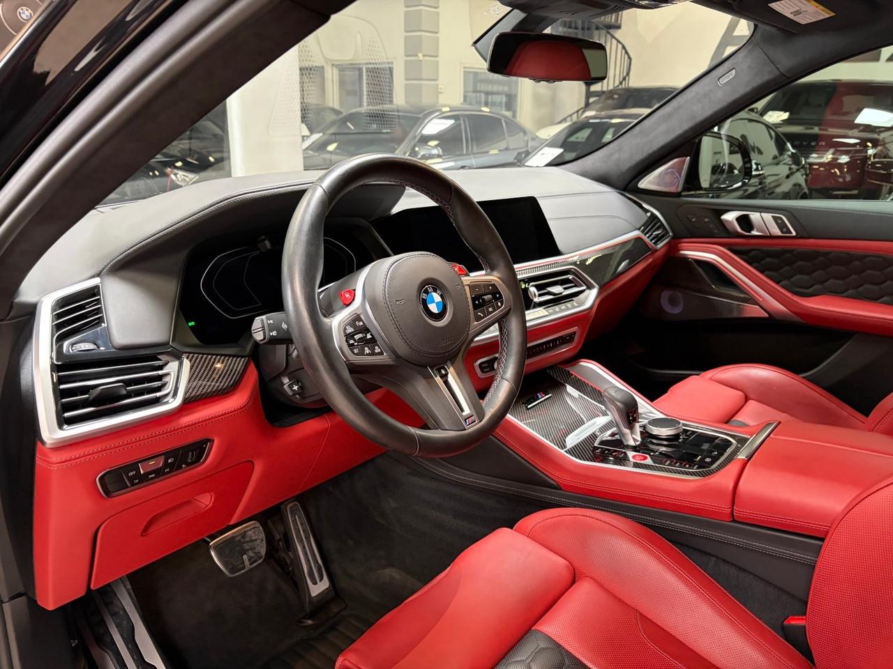 2021 BMW X6 M  Photo