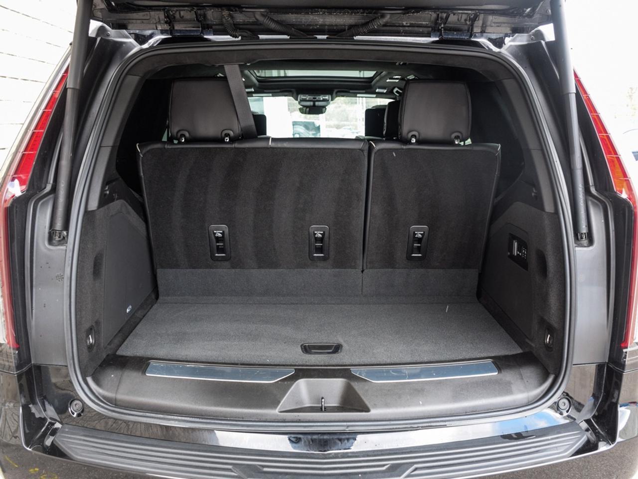 2023 Cadillac Escalade Sport Platinum All-Wheel Drive Photo