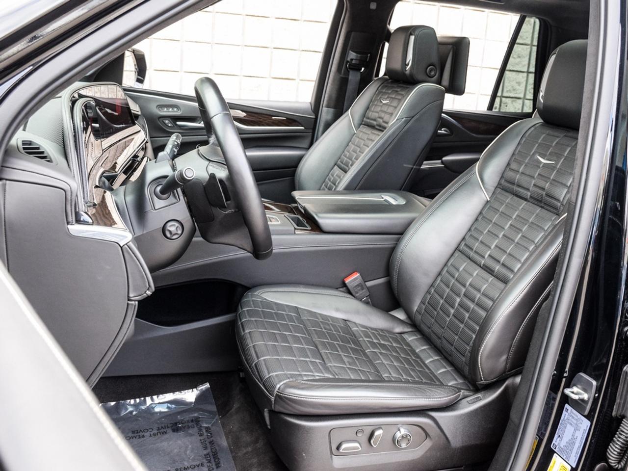 2023 Cadillac Escalade Sport Platinum All-Wheel Drive Photo