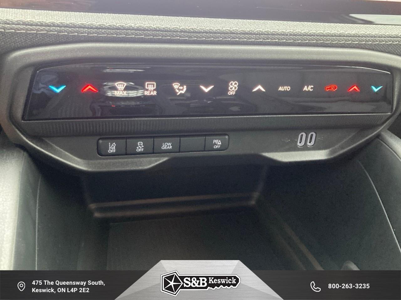 2026 Jeep Cherokee Laredo/Limited 4dr 4x4 Photo