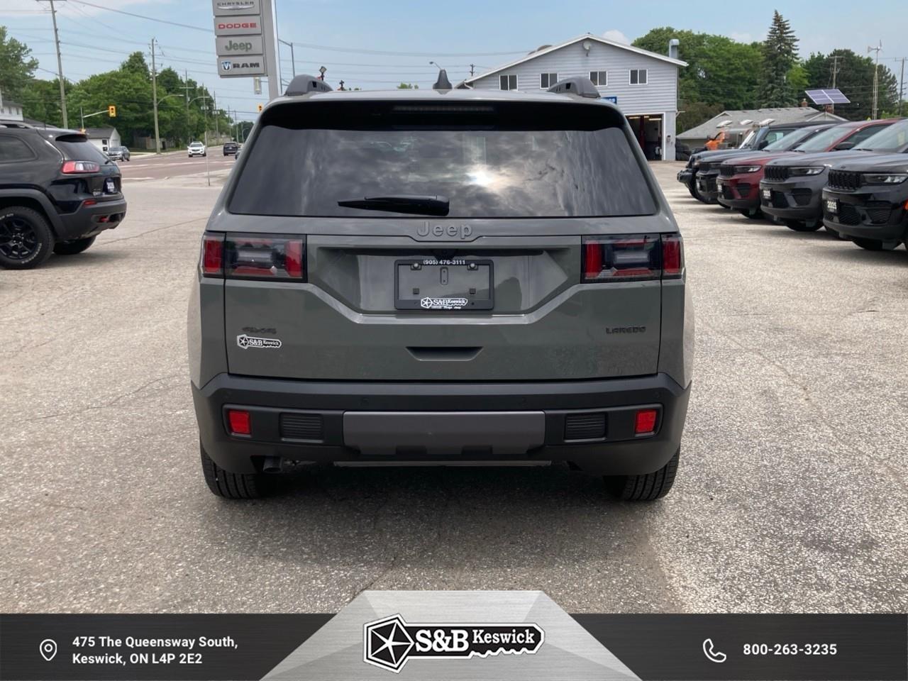 2026 Jeep Cherokee Laredo/Limited 4dr 4x4 Photo3