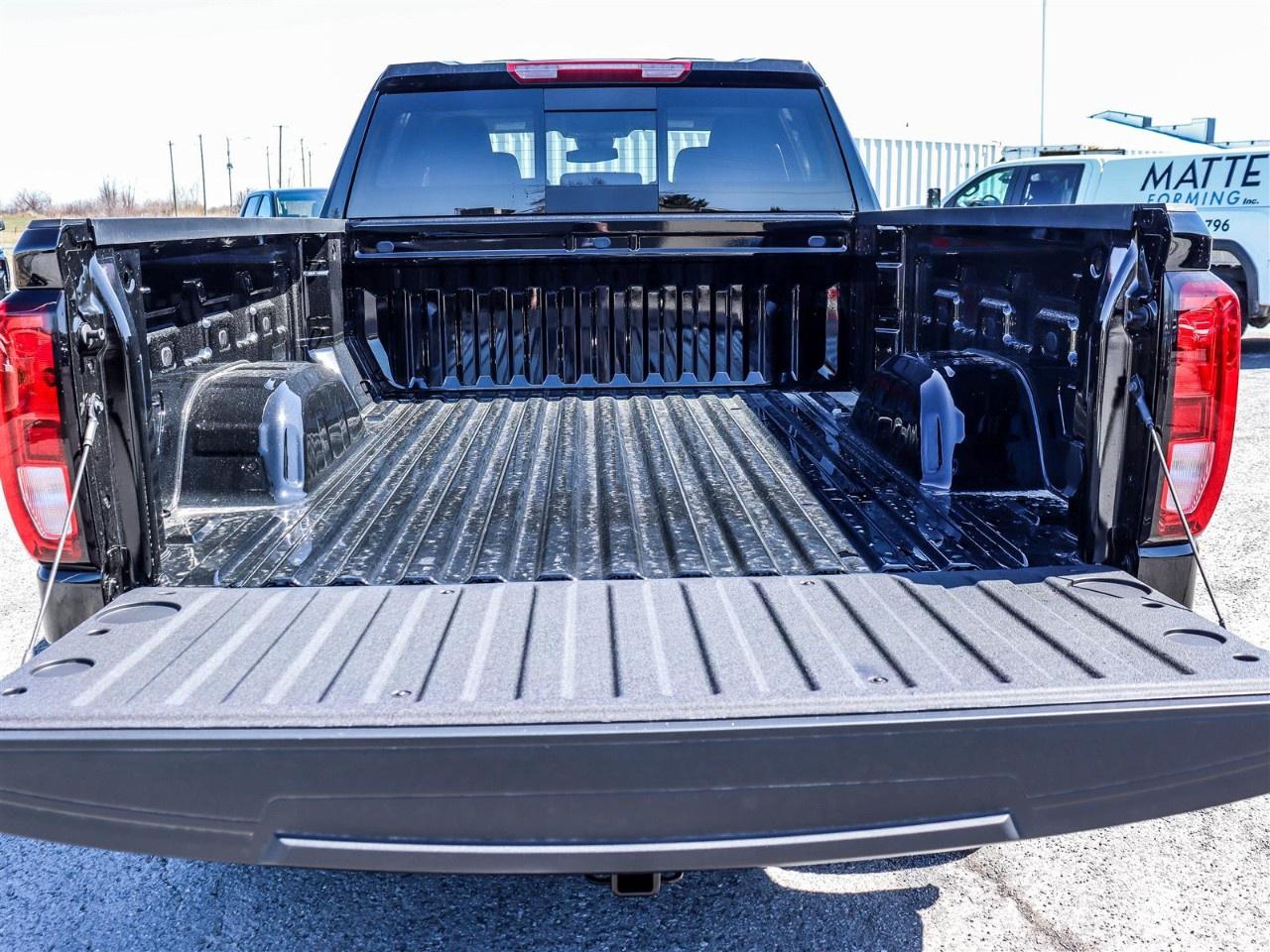 2026 GMC Sierra 1500 Crew Cab Standard Box 4-Wheel Drive Elevation Photo