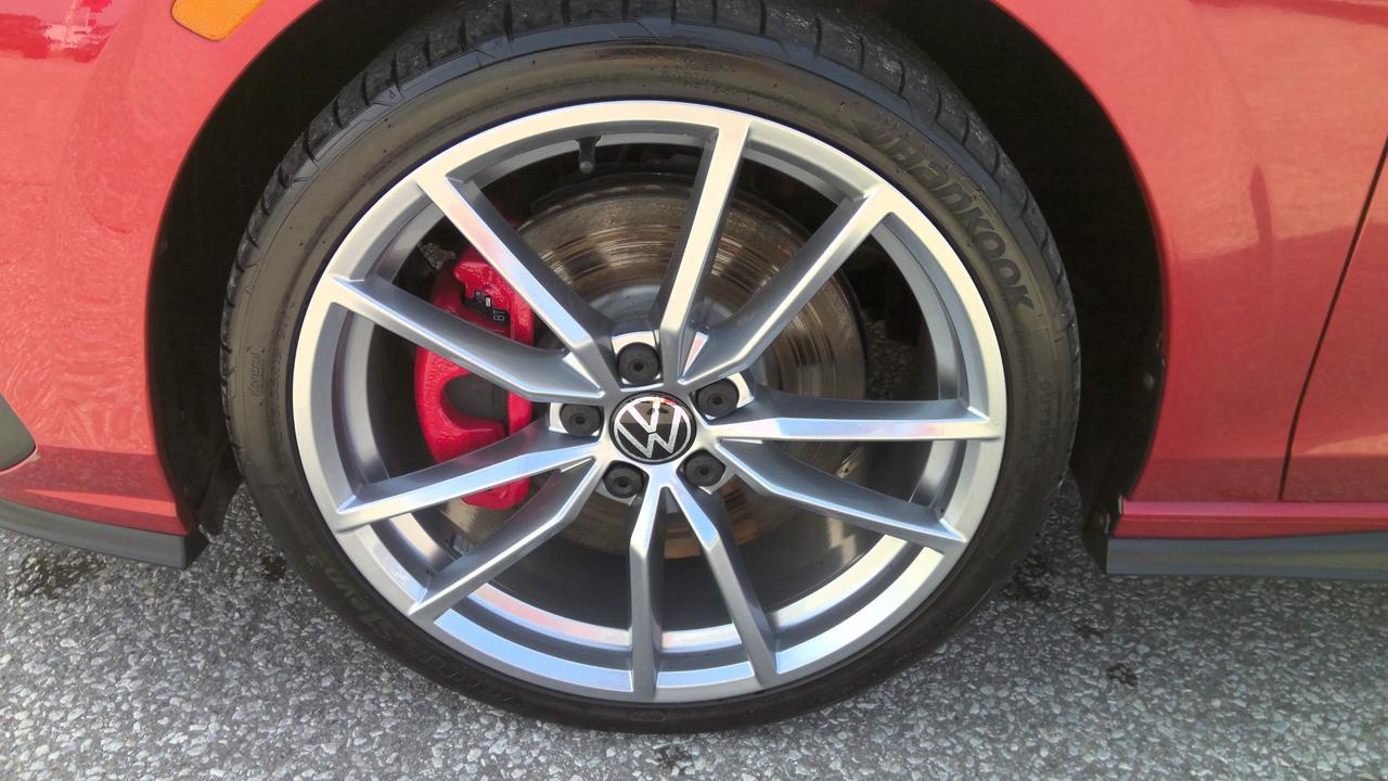 2024 Volkswagen Golf GTI 380 Autobahn 4dr Hatchback Photo