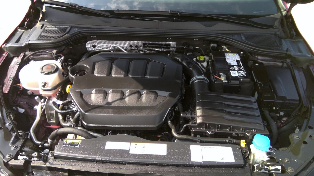 2024 Volkswagen Golf GTI 380 Autobahn 4dr Hatchback Photo