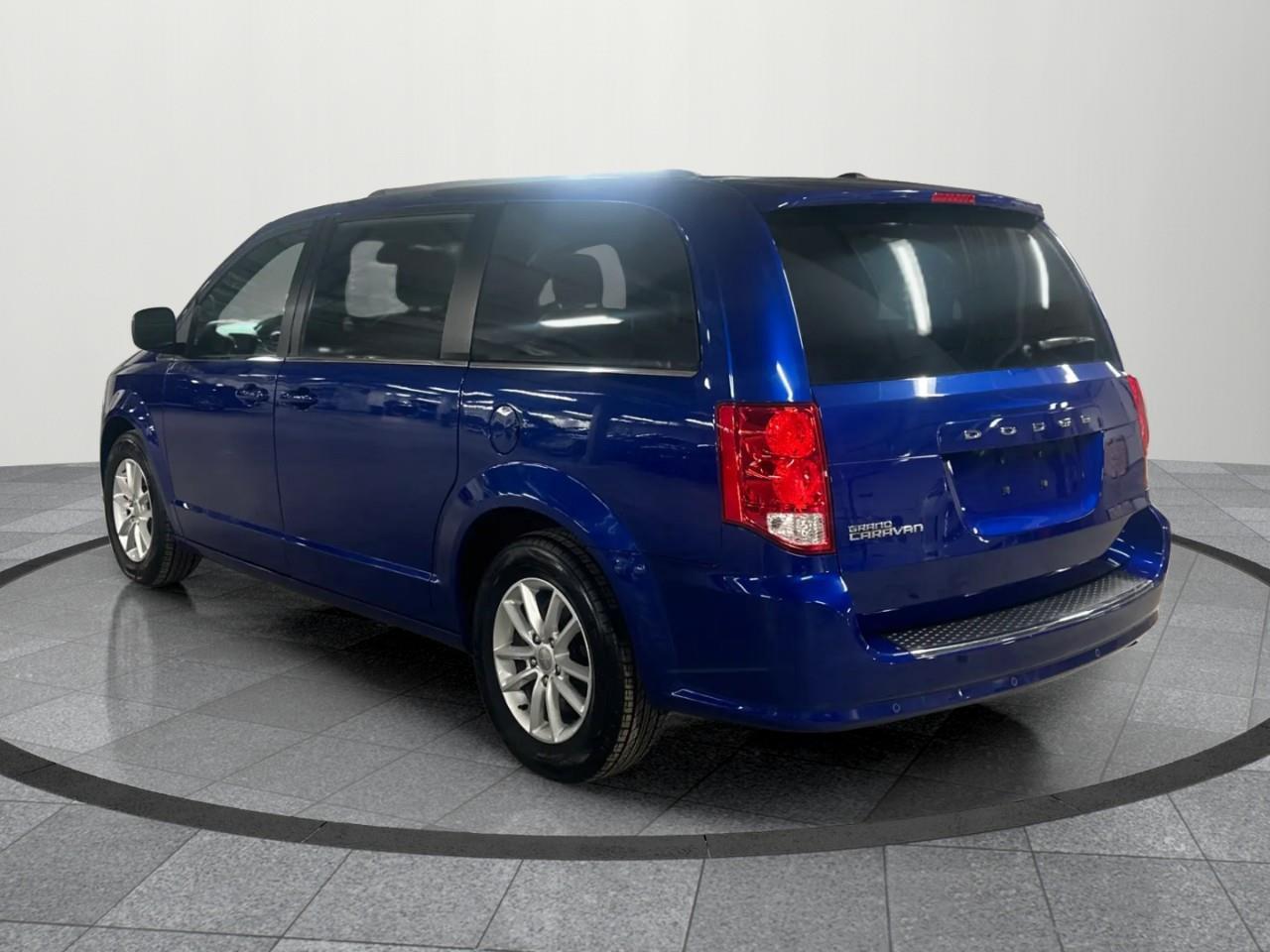 2020 Dodge Grand Caravan Premium Plus Passenger Van Photo