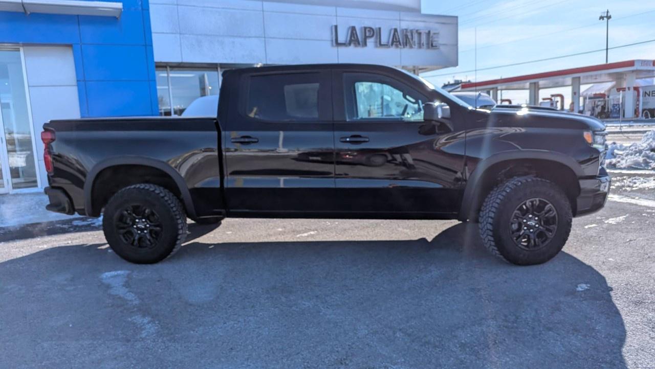 2023 Chevrolet Silverado 1500 Crew Cab Short Box 4-Wheel Drive ZR2 Photo