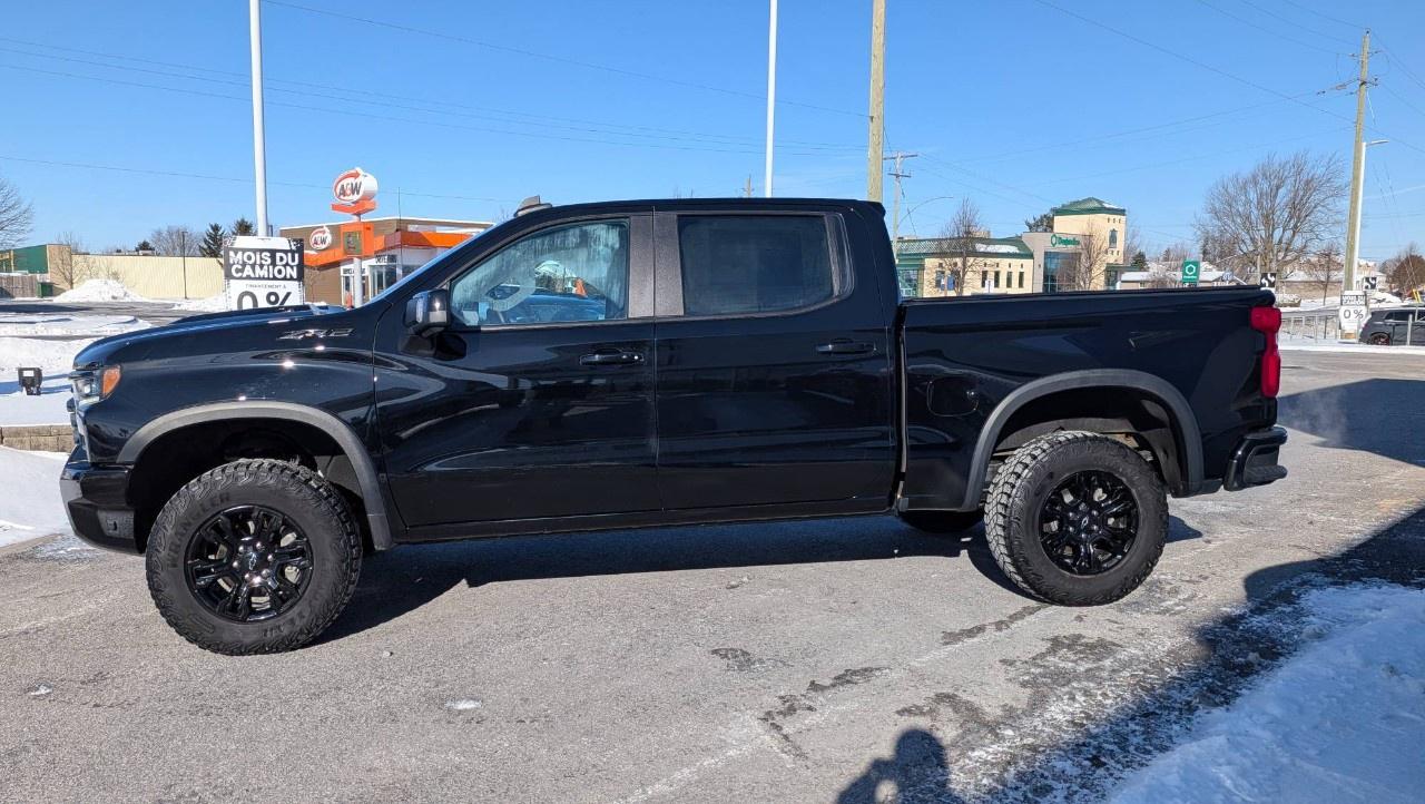 2023 Chevrolet Silverado 1500 Crew Cab Short Box 4-Wheel Drive ZR2 Photo