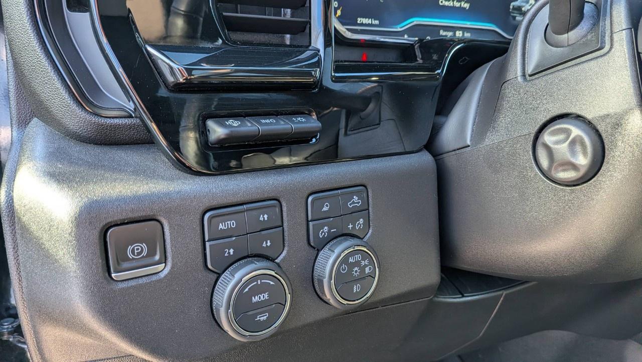 2023 Chevrolet Silverado 1500 Crew Cab Short Box 4-Wheel Drive ZR2 Photo