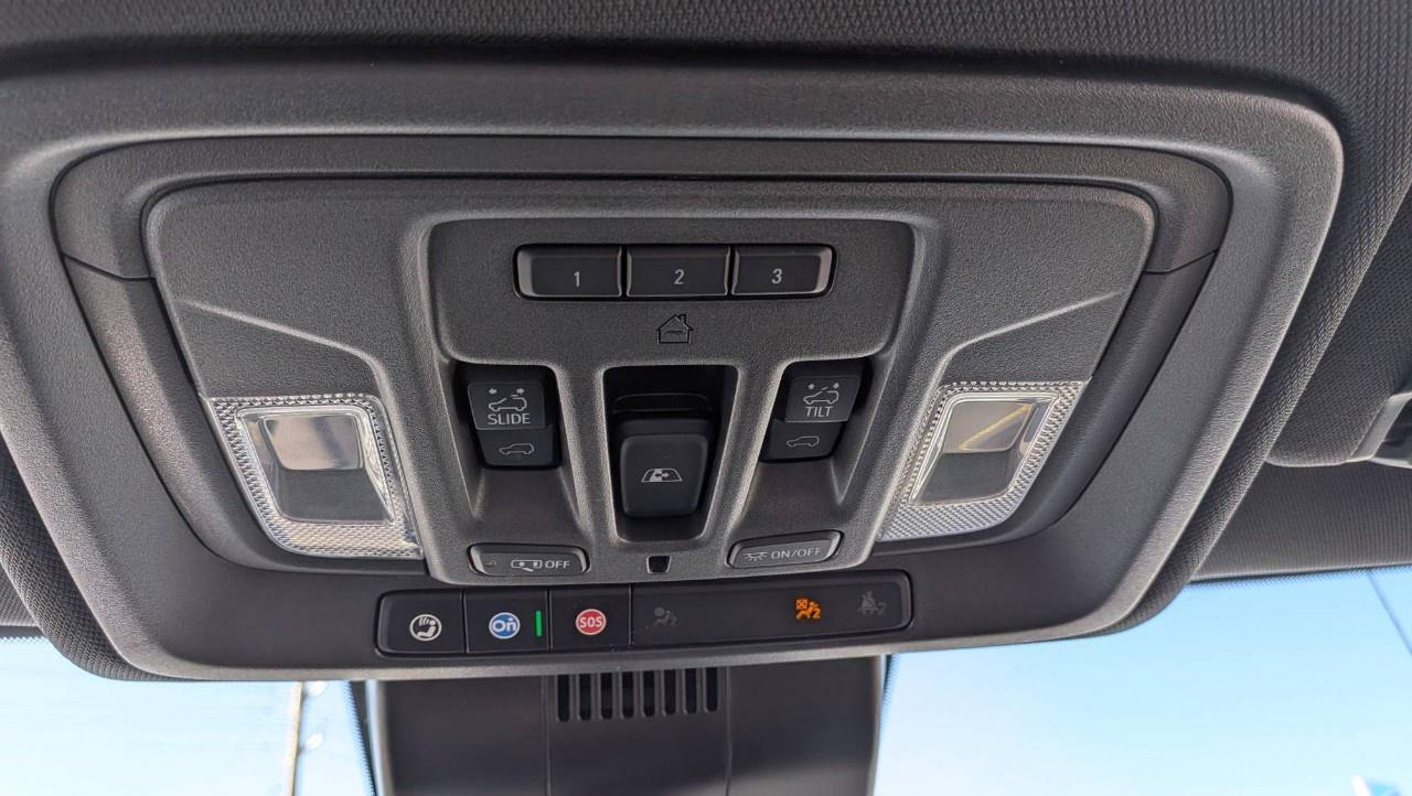 2023 Chevrolet Silverado 1500 Crew Cab Short Box 4-Wheel Drive ZR2 Photo