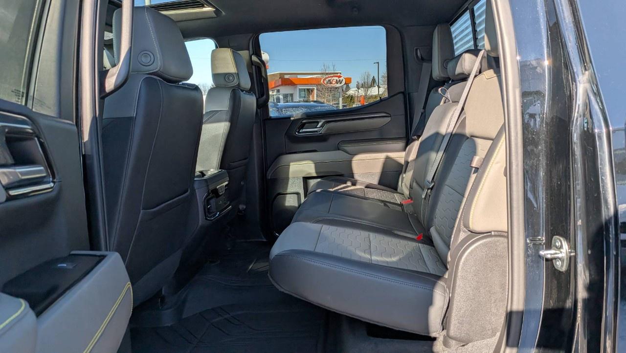 2023 Chevrolet Silverado 1500 Crew Cab Short Box 4-Wheel Drive ZR2 Photo