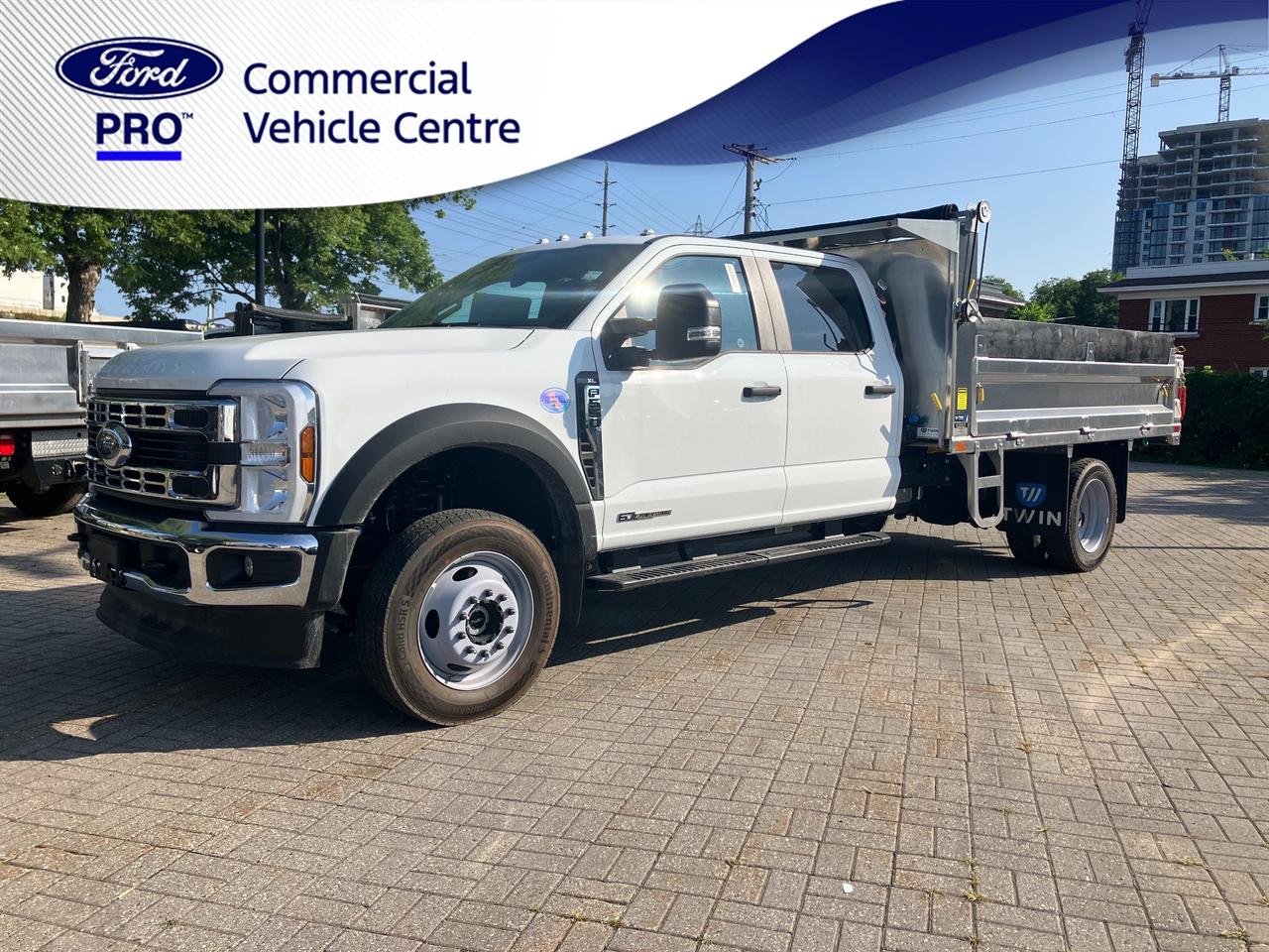 2025 Ford F-550 Chassis XL 4x4 SD Crew Cab 203 in. WB DRW Photo