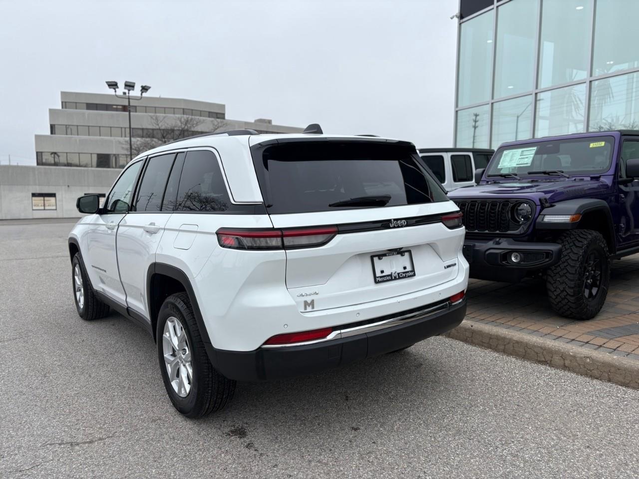 2023 Jeep Grand Cherokee Limited 4dr 4x4 Photo
