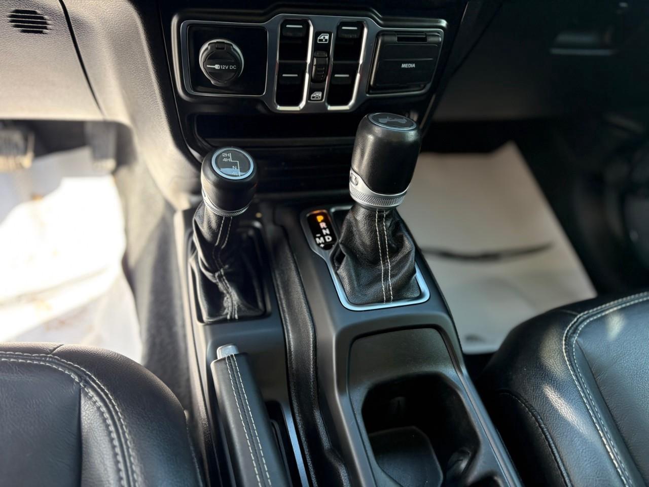 2020 Jeep WRANGLER UNLIMITED Sahara 4dr 4x4 Photo