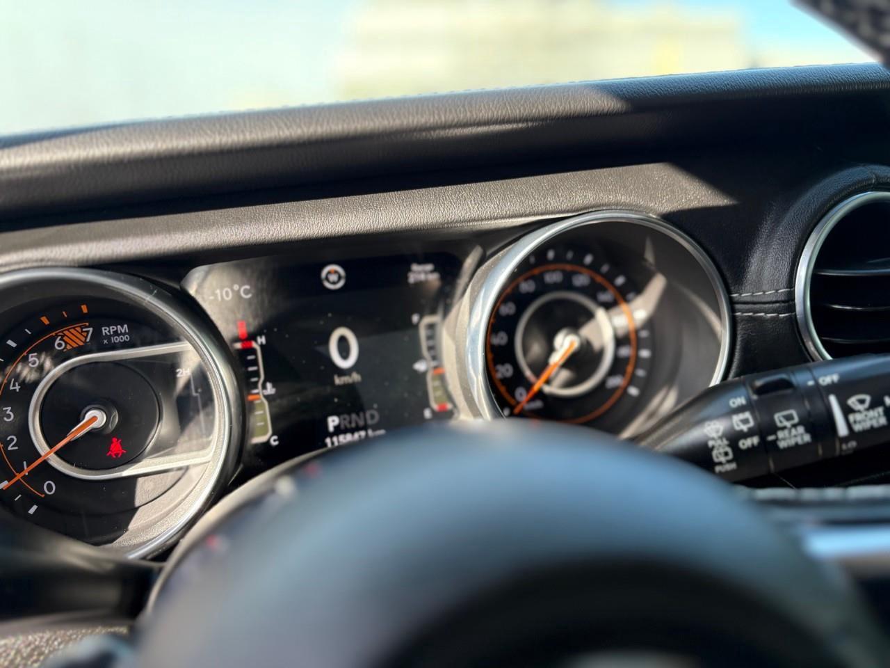 2020 Jeep WRANGLER UNLIMITED Sahara 4dr 4x4 Photo