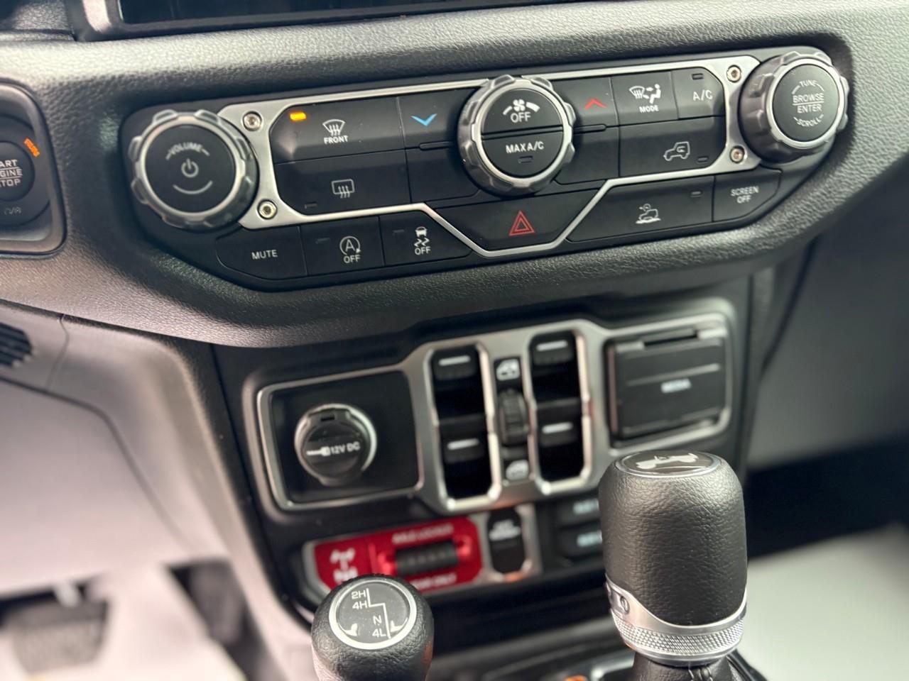 2025 Jeep Wrangler Sport 4dr 4x4 Photo