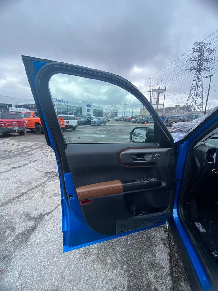 2026 Ford Bronco Sport Outer Banks 4dr 4x4 Photo