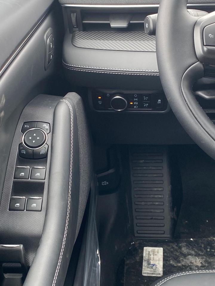 2026 Ford Mustang Mach-E Select 4dr All-Wheel Drive Photo