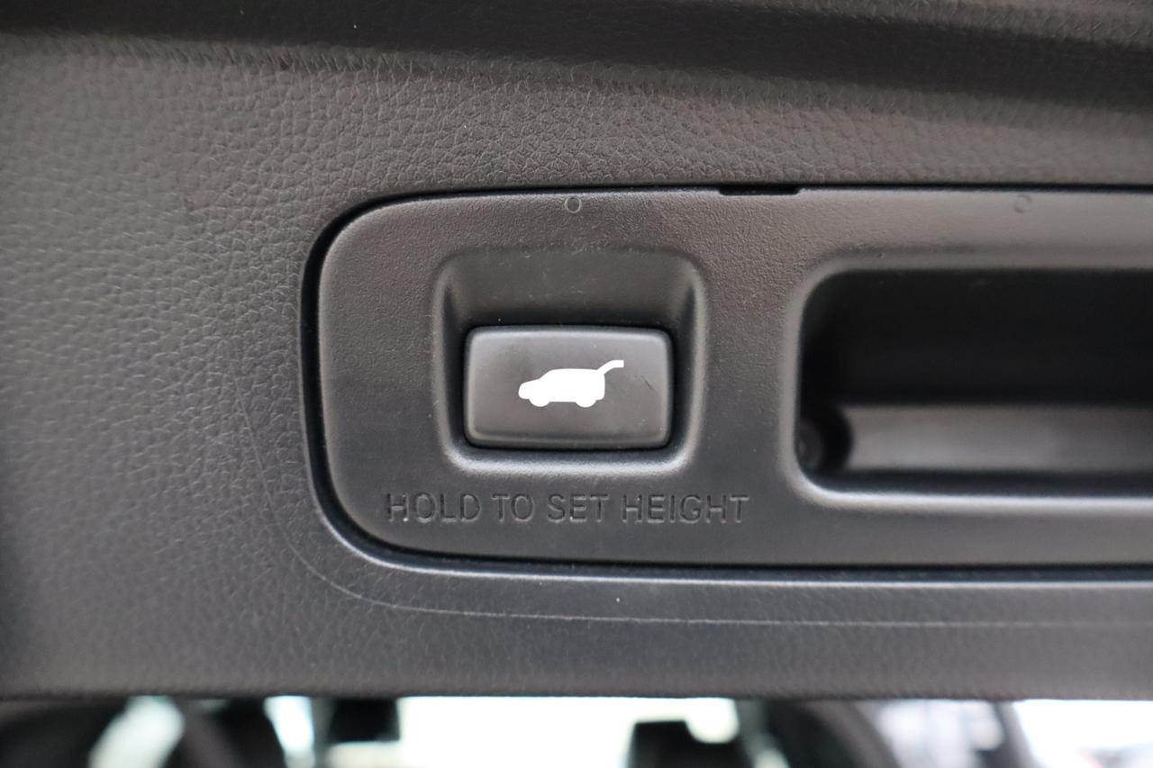 2024 Honda CR-V Hybrid Touring 4dr All-Wheel Drive Photo