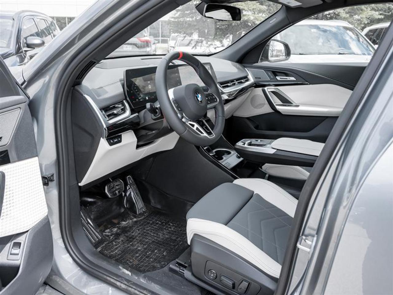 2026 BMW X2 M35i xDrive 4dr All-Wheel Drive Sports Activity Coupe Photo