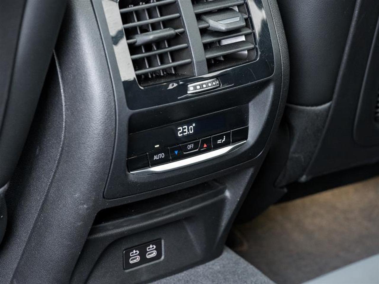 2024 BMW X4 M40i xDrive 4dr All-Wheel Drive Sports Activity Coupe Photo