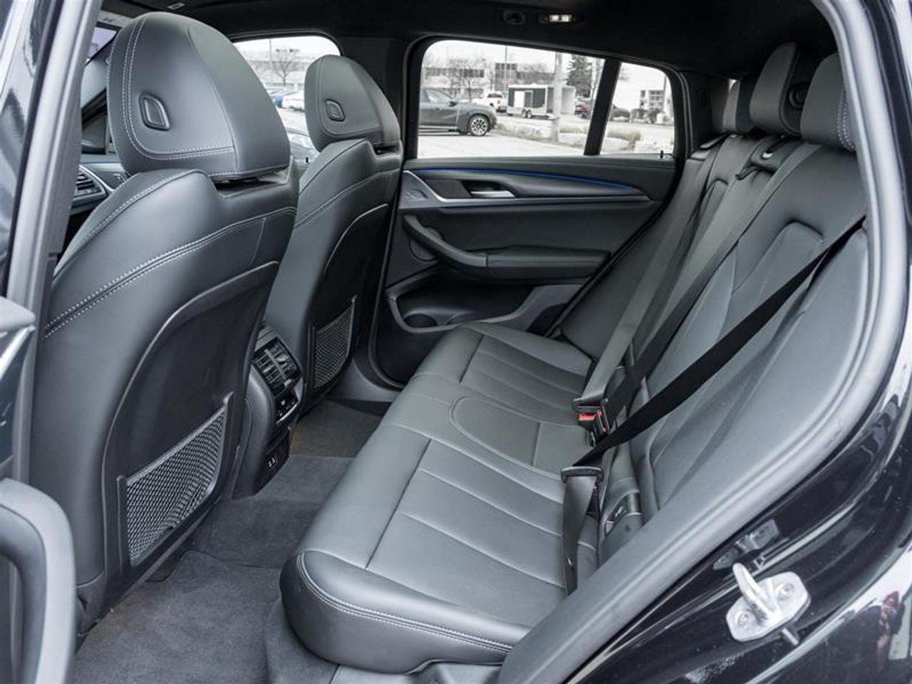 2024 BMW X4 M40i xDrive 4dr All-Wheel Drive Sports Activity Coupe Photo