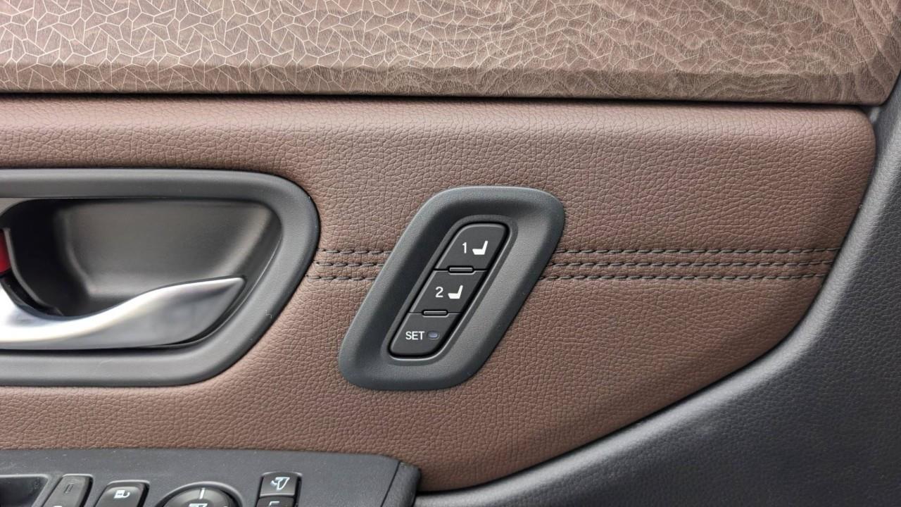 2026 Honda Pilot Touring 4dr All-Wheel Drive Photo