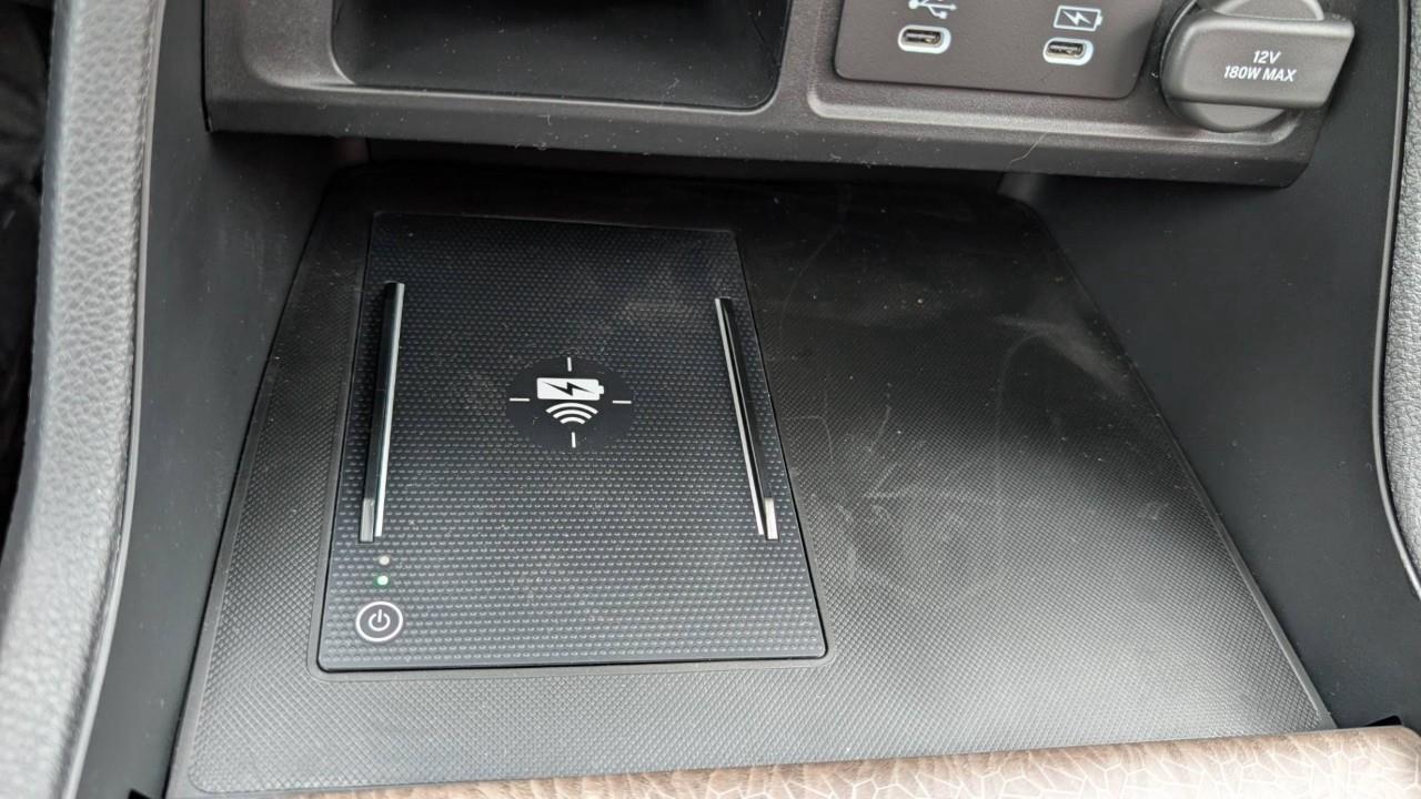 2026 Honda Pilot Touring 4dr All-Wheel Drive Photo