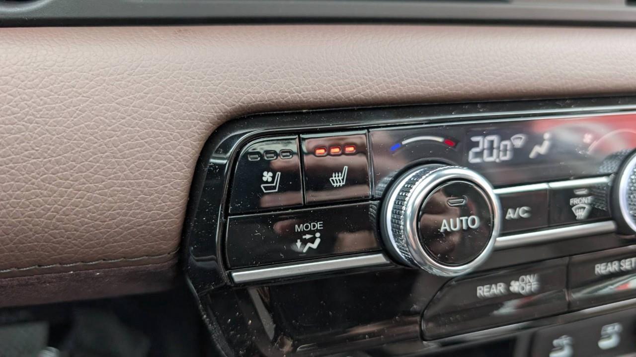 2026 Honda Pilot Touring 4dr All-Wheel Drive Photo