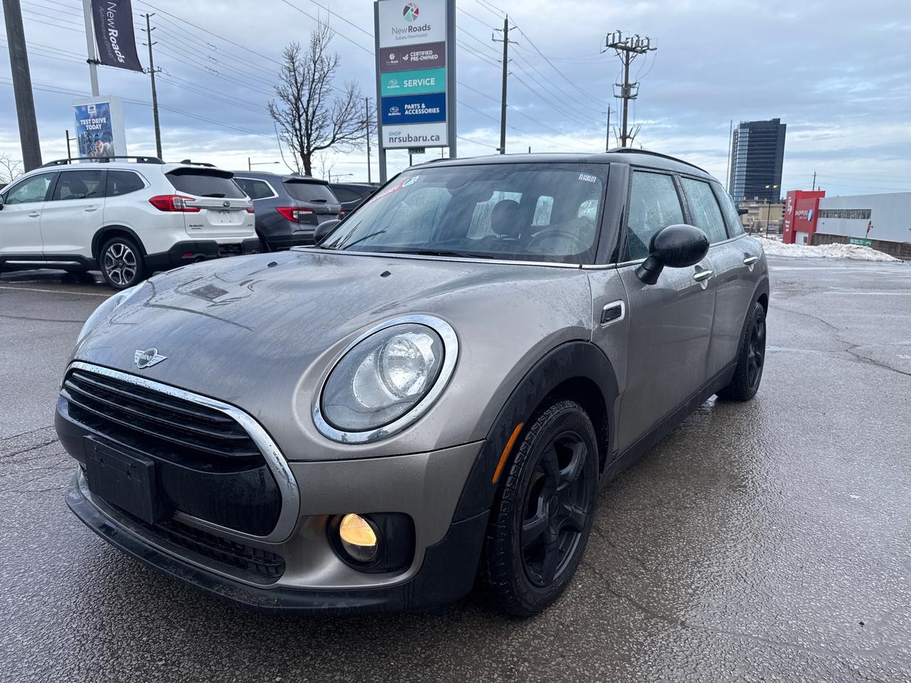 2016 MINI Clubman Cooper 4dr Front-Wheel Drive Photo3