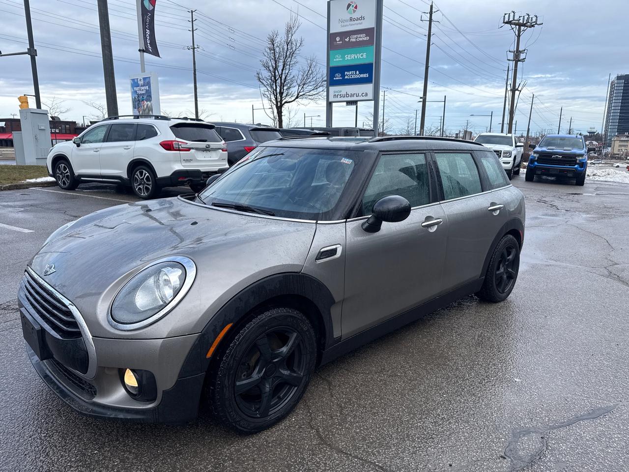 2016 MINI Clubman Cooper 4dr Front-Wheel Drive Photo2