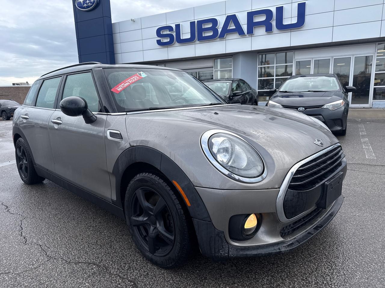 2016 MINI Clubman Cooper 4dr Front-Wheel Drive Photo0