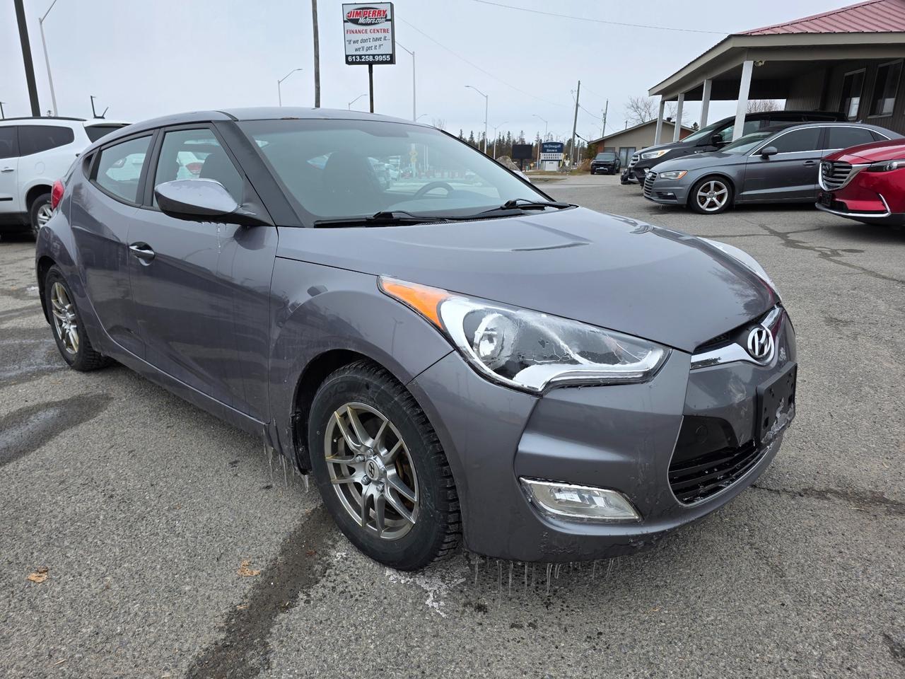 2015 Hyundai Veloster SE (M6) 3dr Hatchback Photo0