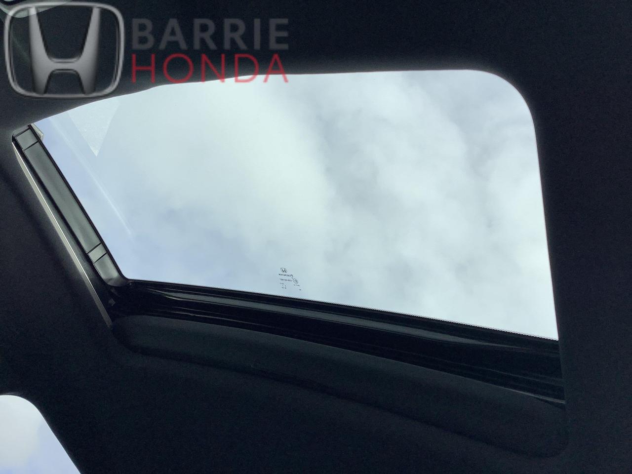 2022 Honda Passport Touring 4dr All-Wheel Drive Photo4