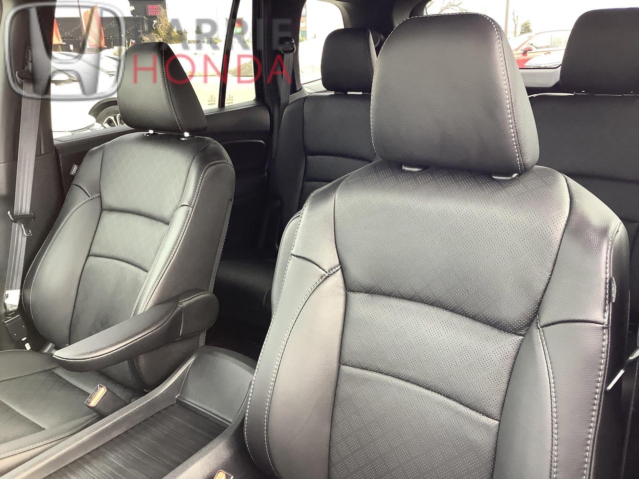 2022 Honda Passport Touring 4dr All-Wheel Drive Photo