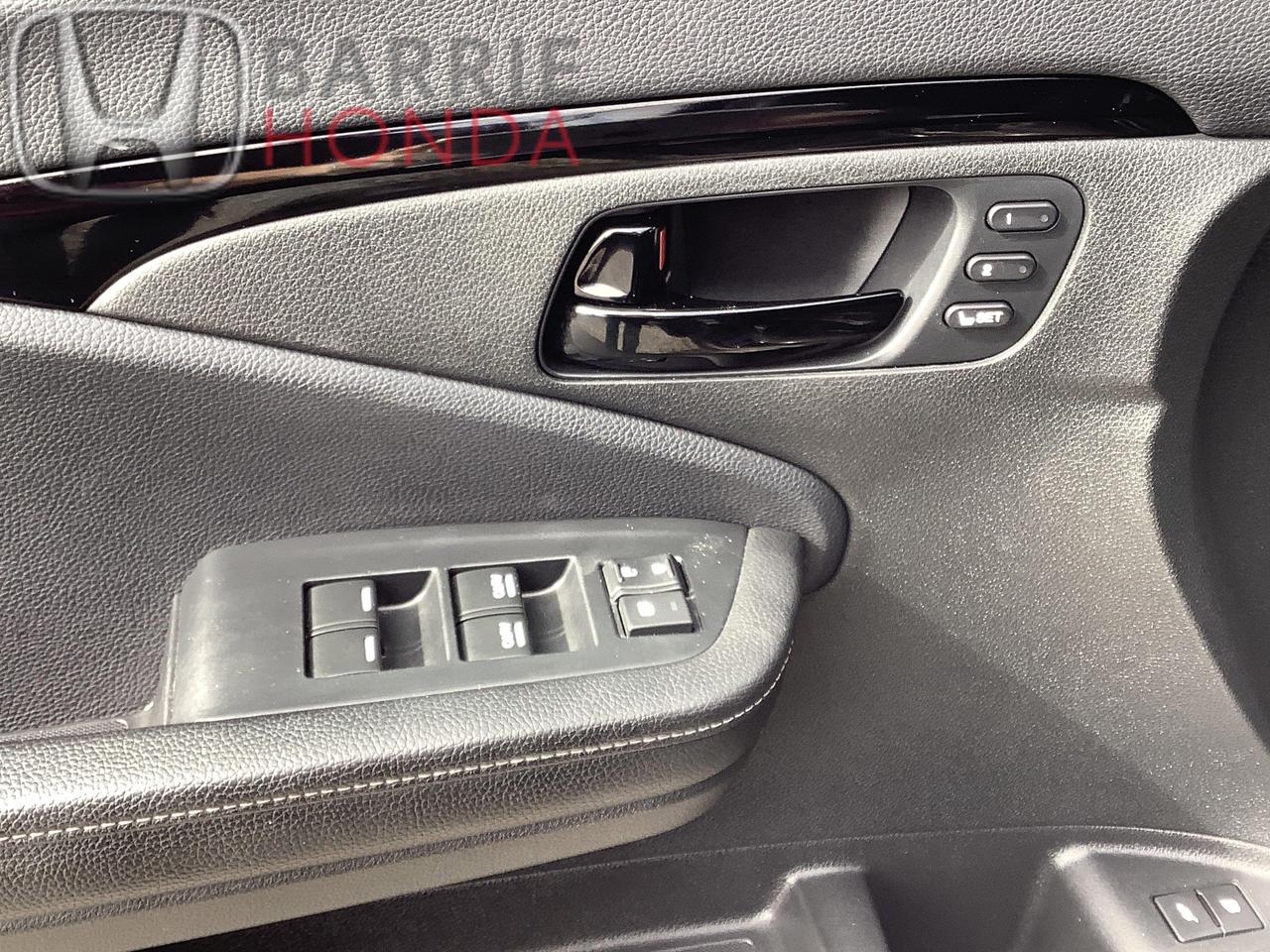 2022 Honda Passport Touring 4dr All-Wheel Drive Photo