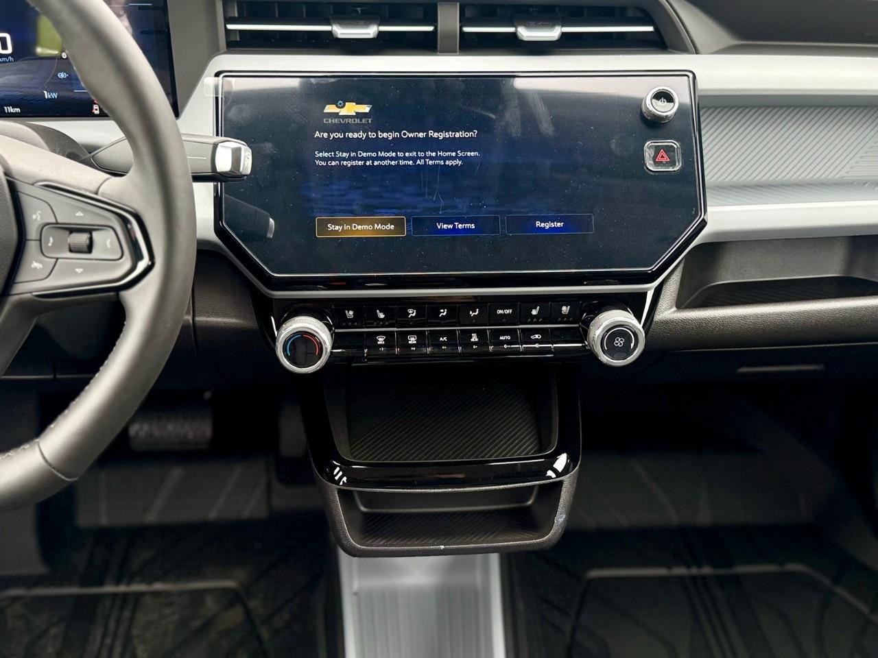 2027 Chevrolet Bolt RS 4dr Photo