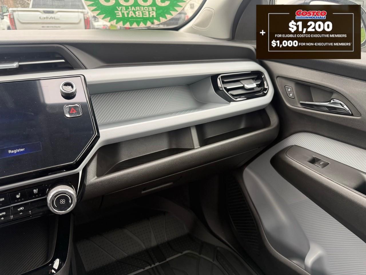 2027 Chevrolet Bolt RS 4dr Photo