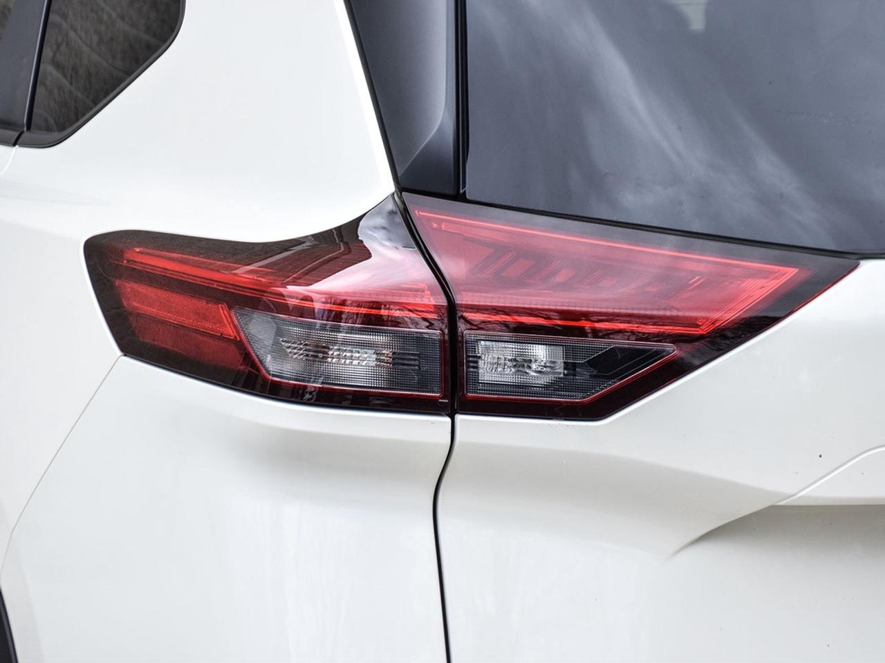 2023 Nissan Rogue SV Moonroof 4dr All-Wheel Drive Sport Utility Photo