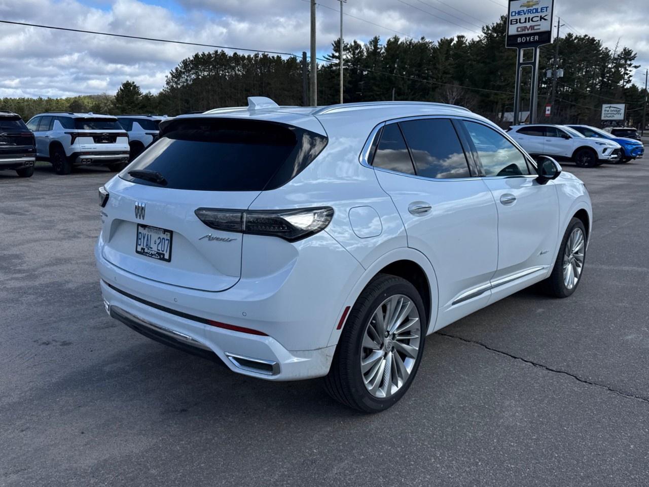 2026 Buick Envision AWD 4dr Avenir Photo4
