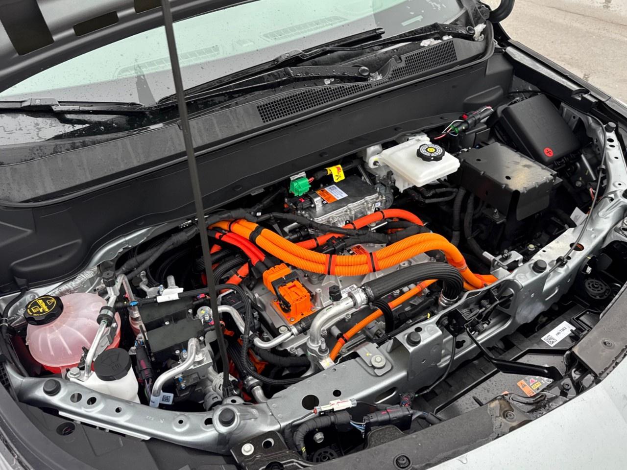 2027 Chevrolet Bolt FWD 4dr RS Photo