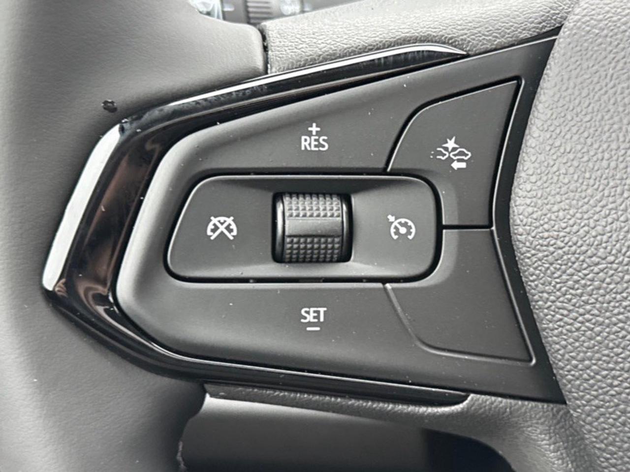 2027 Chevrolet Bolt FWD 4dr RS Photo