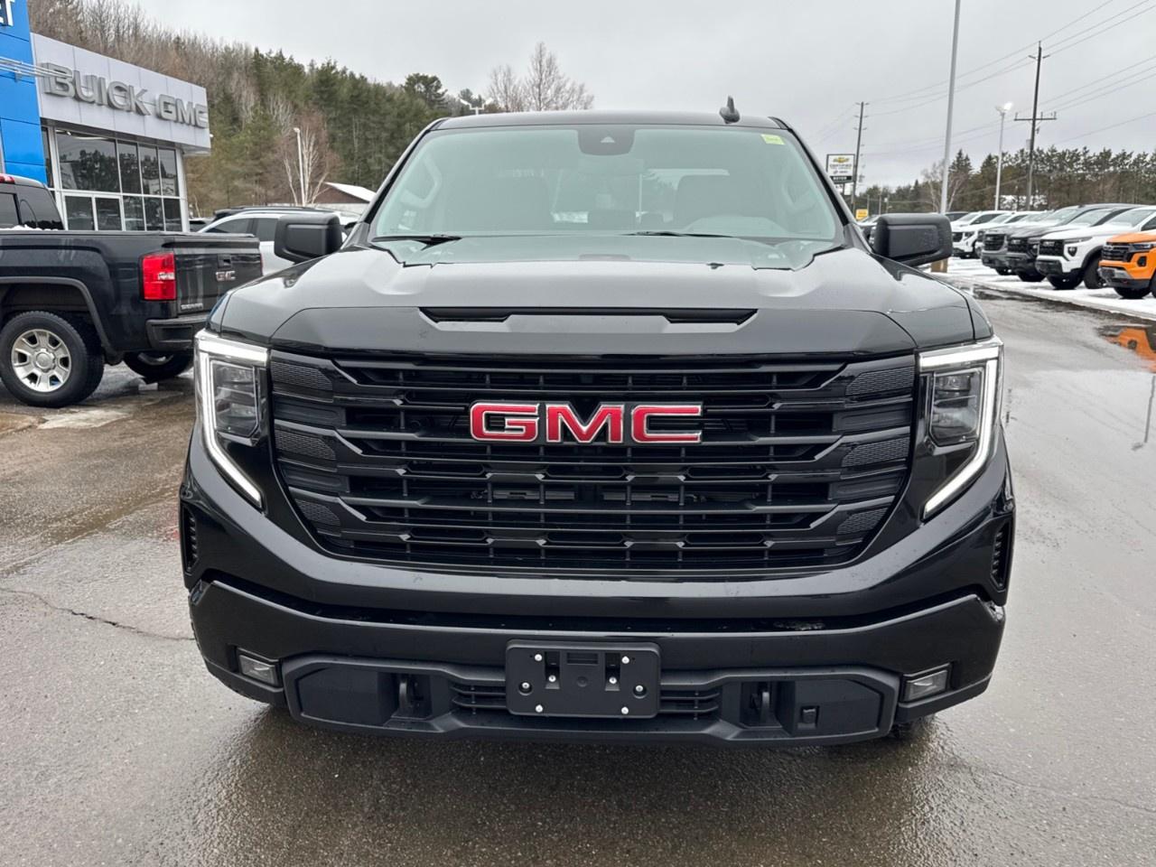 2026 GMC Sierra 1500 Crew Cab Short Box 4-Wheel Drive Elevation Photo